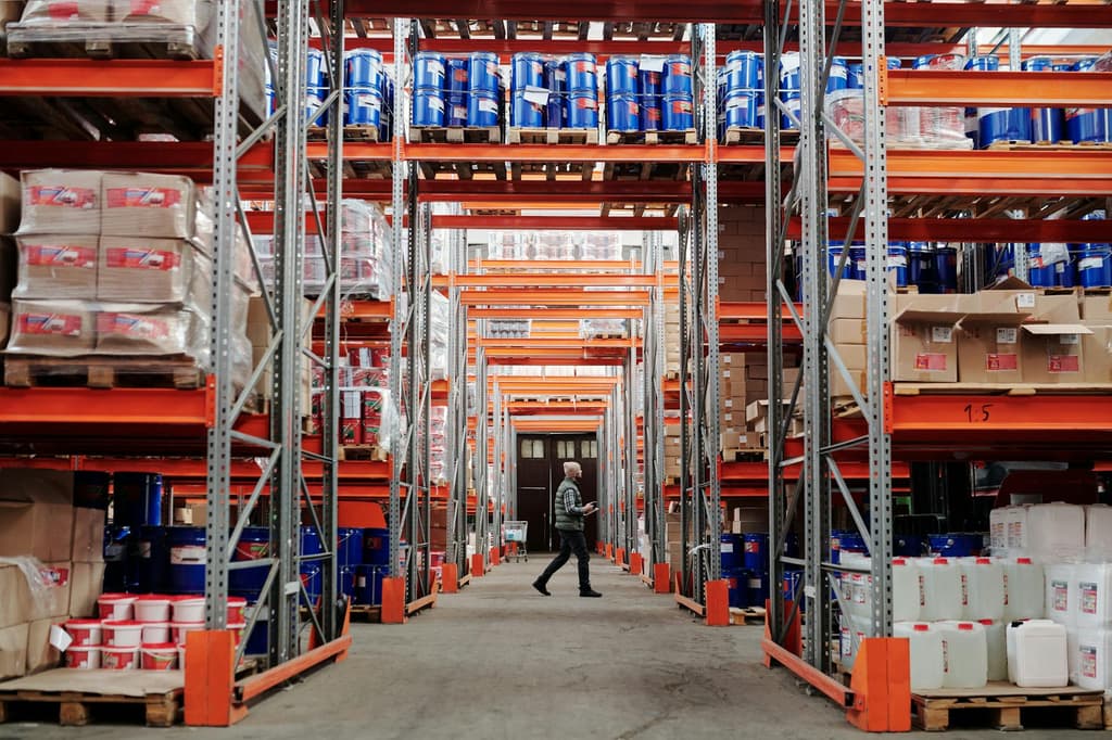 Fastenal Q1 2026: Analysten erwarten 15% EPS-Wachstum – reicht das dem Markt?