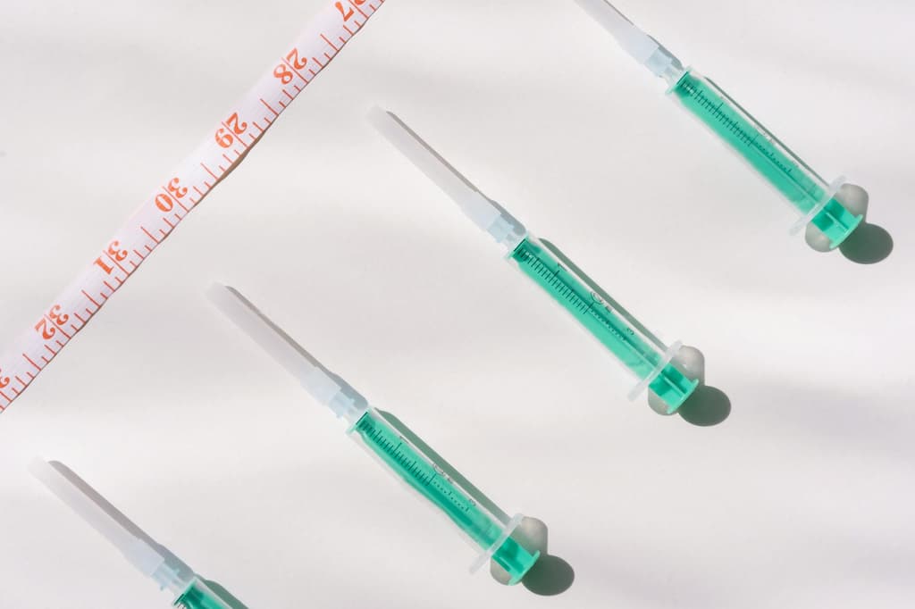 Eli Lilly springt fast 10 % – Rekordzahlen und angehobener Ausblick begeistern den Markt