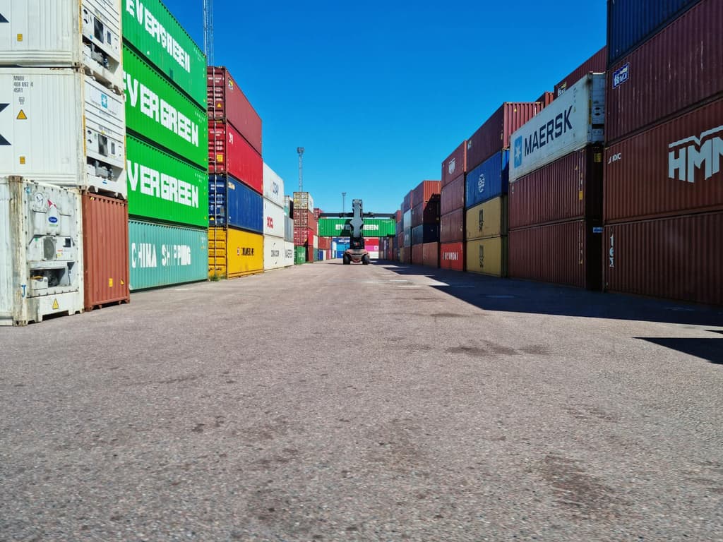 Old Dominion Freight Line: Aktie springt über 5 % – Märkte positionieren sich vor Quartalszahlen