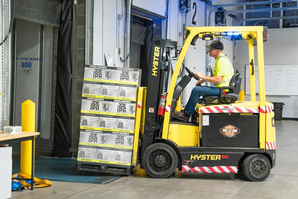 Old Dominion Freight Line unter Druck: Gewinnrückgang im Q1 belastet die Aktie