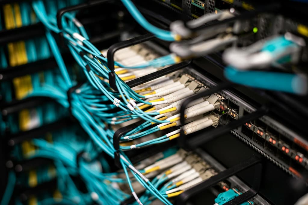 52 von 55 Analysten bullisch auf Oracle — doch der Kurs läuft dem Konsens längst voraus