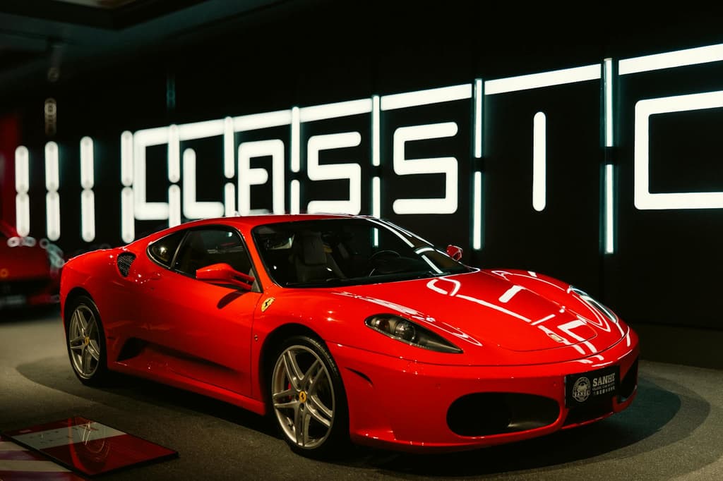 Trägt Ferraris Bewertung von über 50x Kurs-Gewinn noch, wenn Luxuskonsum weltweit an Schwung verliert?