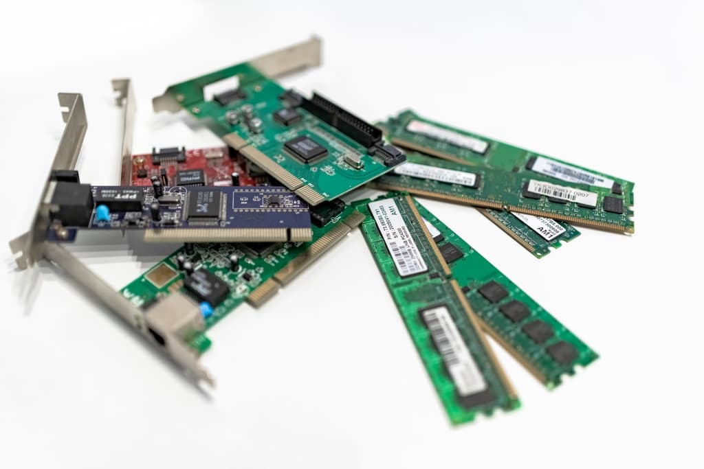 EPS-Konsens bei 19–21 USD, Aktie nahe Allzeithoch: Kann Micron die Messlatte noch überspringen?