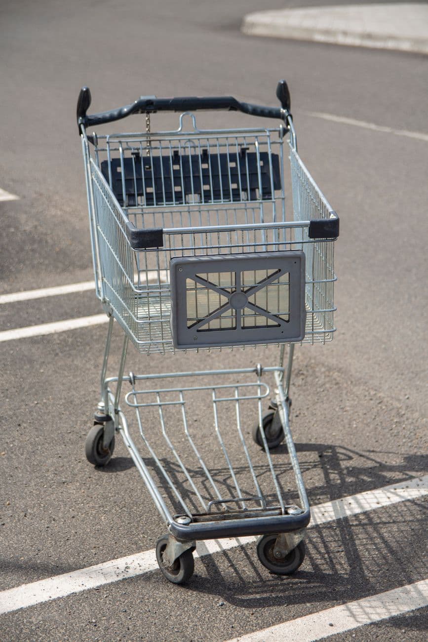 Kann Walmart die ambitionierte Bewertung rechtfertigen, wenn das US-Same-Store-Sales-Wachstum hinter den Erwartungen zurückbleibt?