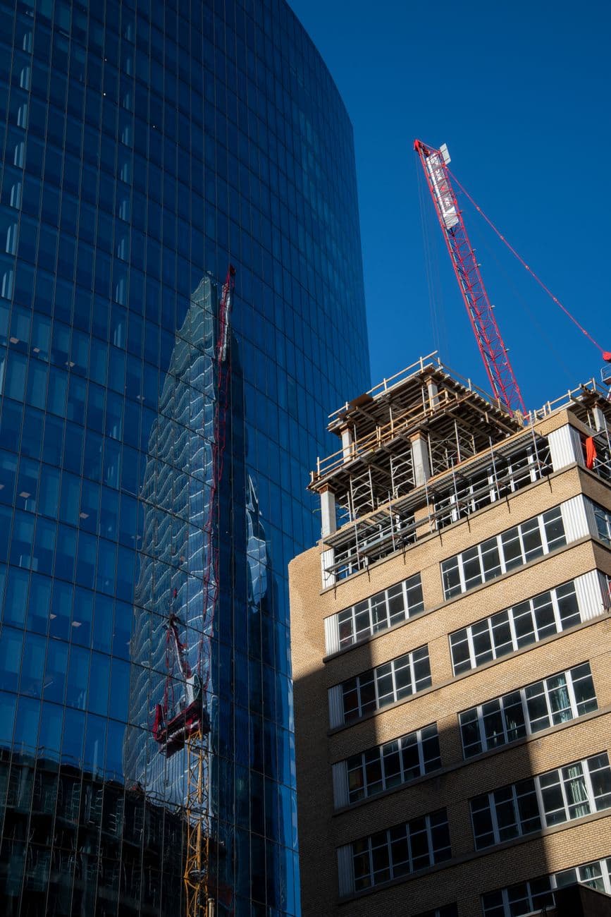 Granite Point +7697 % in vier Wochen — und SBA Communications kostet trotzdem nur zwei Drittel des Sektors: Was stimmt hier nicht zusammen?