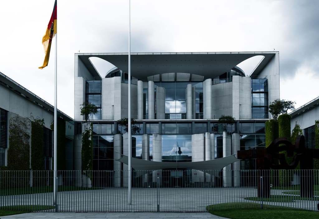 mwb fairtrade: Kleine Bank, stille Zahlen, laute Bewertungsfrage