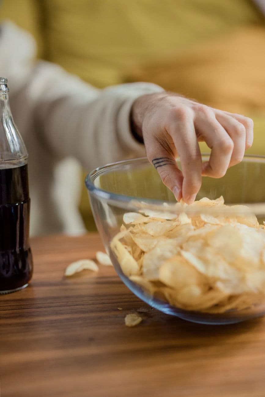 EPS-Konsens 2,21 USD, Guidance gesenkt, Coca-Cola weit vorn — kann PepsiCo heute den Rückstand erklären?