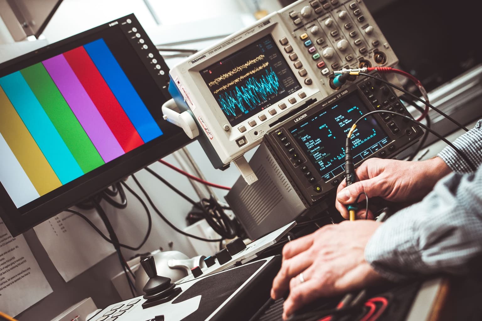 Nasdaq-100-Aufnahme und KI-Testnachfrage treiben Teradyne auf ein Bewertungsniveau, das keinen Fehler verzeiht