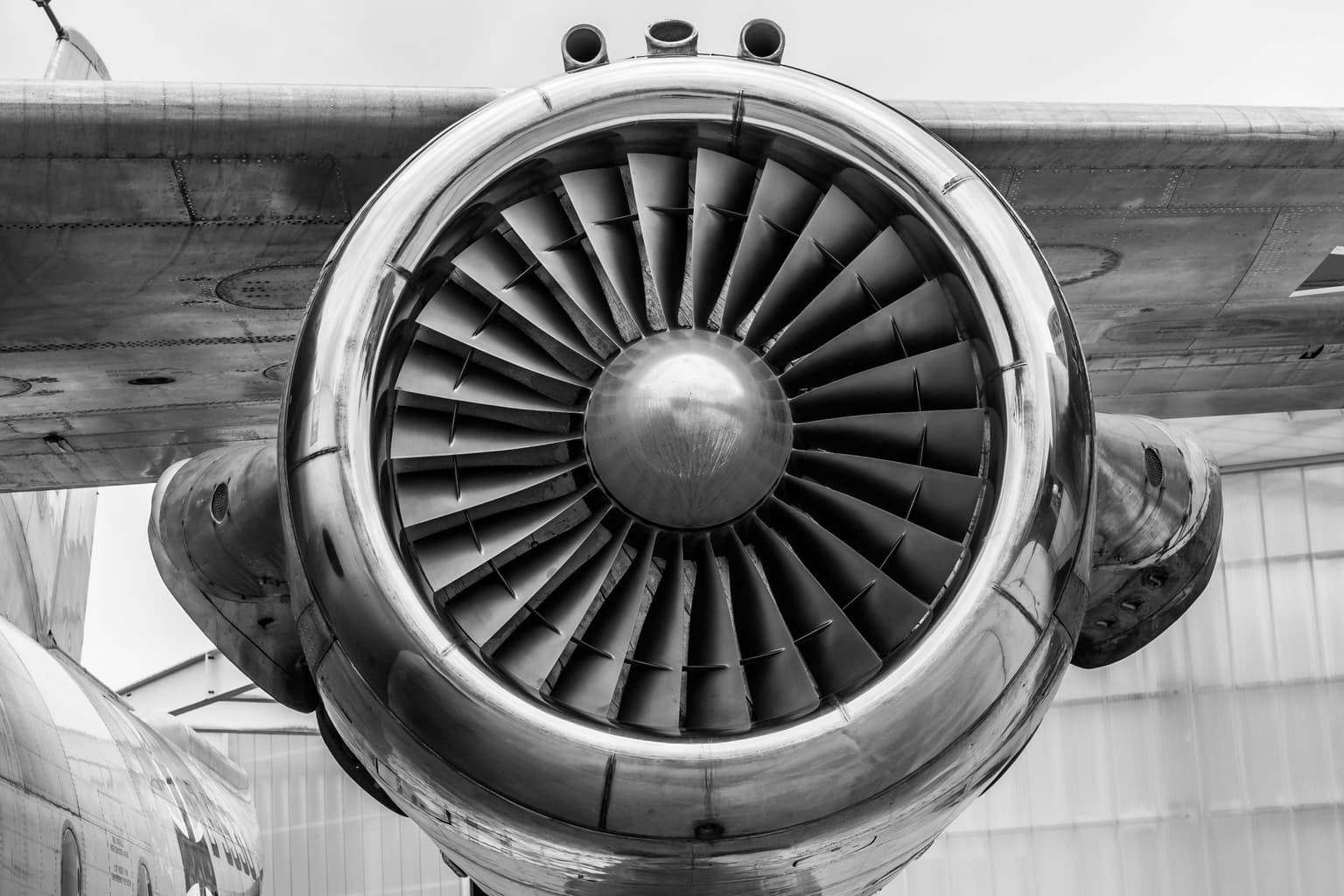 Gewinnmitnahmen und Bewertungsdruck bremsen GE Aerospace trotz stabiler Analystenstimmung